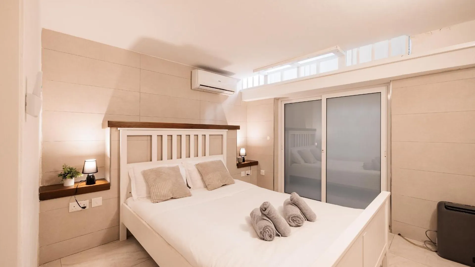 Minty - Sweet 1 Bedroom Apartment contacts